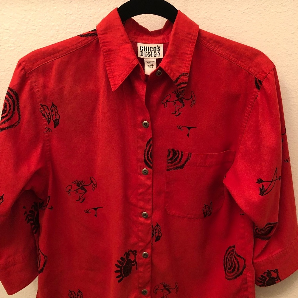 Chico's bright red size 0 (Small) fun shirt